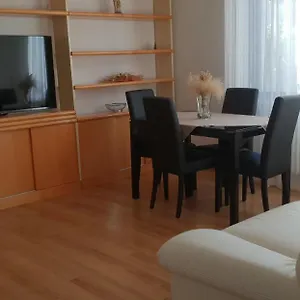Adri Apartment
